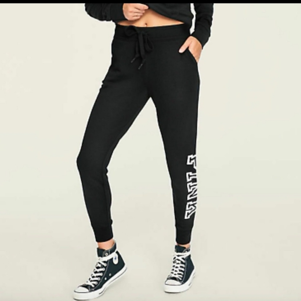 PINK NWT Skinny Jogger Sweatpants